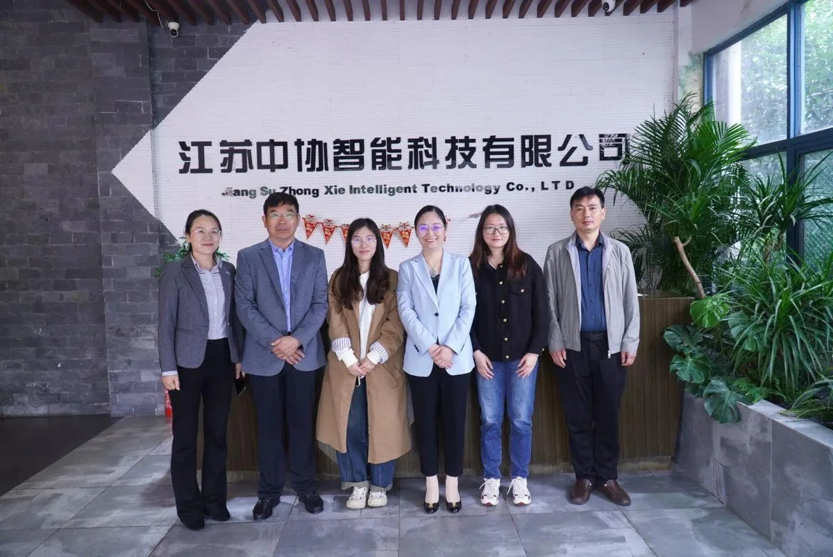 企业动态 | 中协智能总裁刘承红作为政协委员接受如东县电视台采访并开展交流座谈