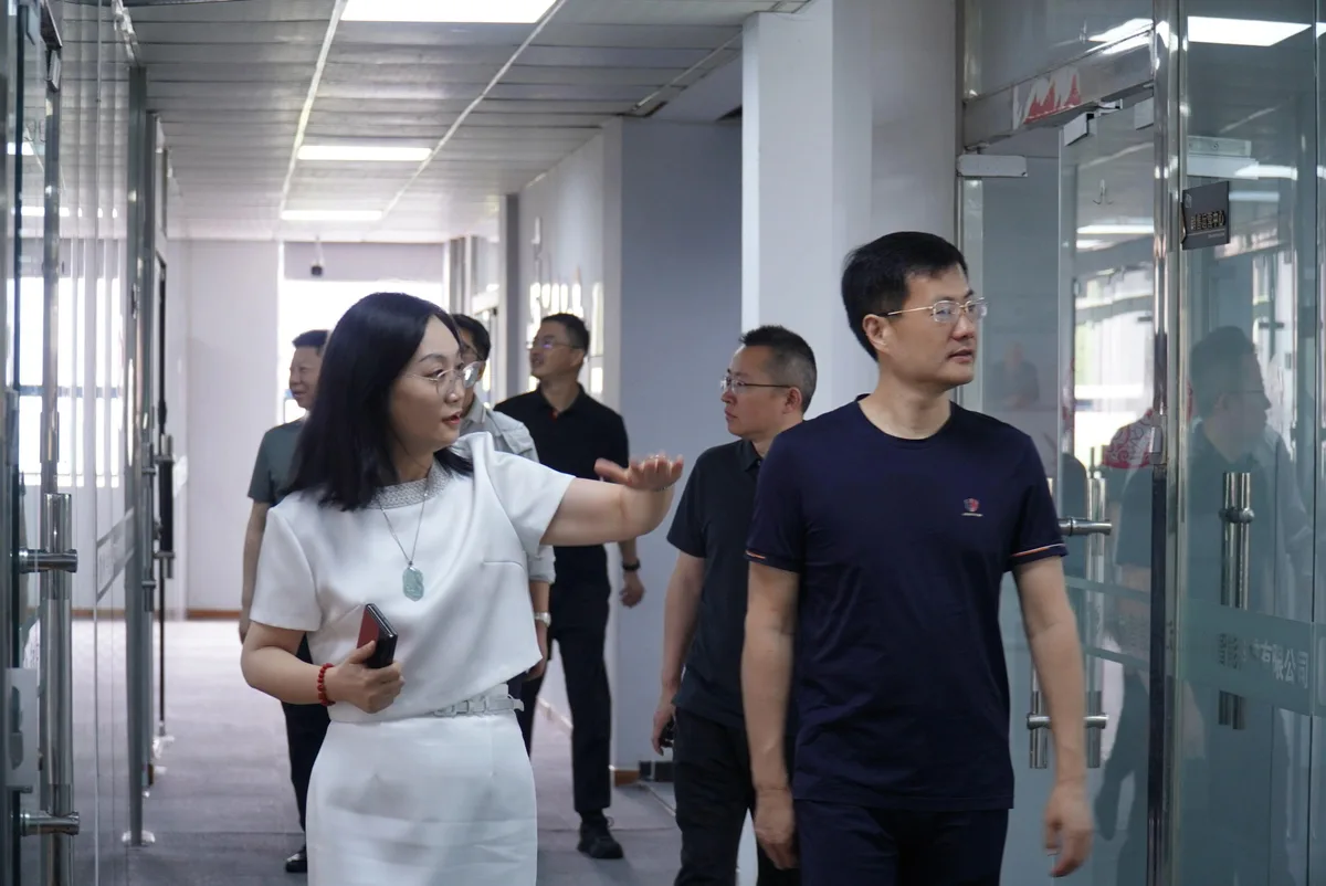 企业动态 | 如东县政协党组书记、主席徐东俊一行到访政协委员单位—南京中芯声学研究院考察指导