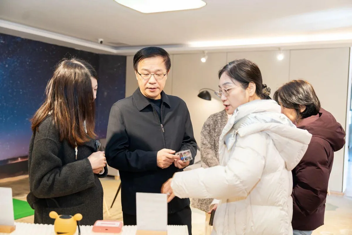 中国教育装备行业协会领导一行莅临中协智能参观交流